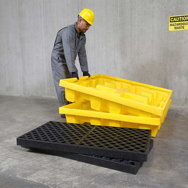 Ultra Spill Pallet Nestable with Drain | 4 Drum | UltraTech 1231
