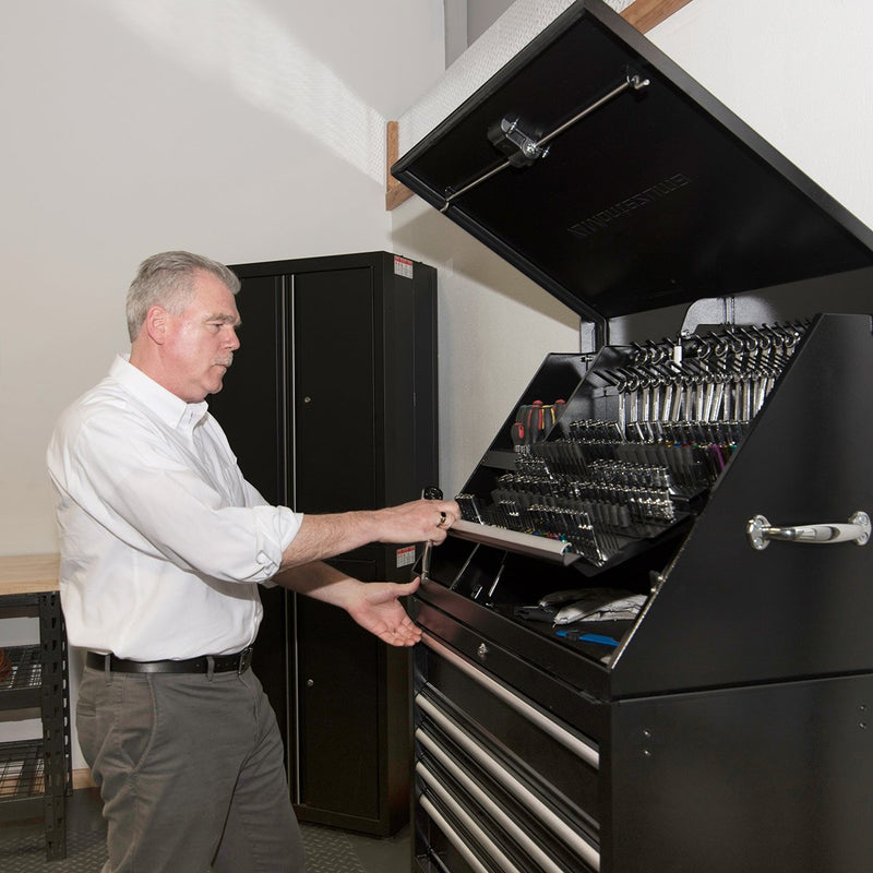 Montezuma XL450B | 36 x 17 in. Steel Triangle® Toolbox